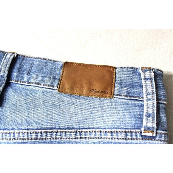 MADEWELL Cali Denim Bootcut Jean Size 28  92% Cotton Light wash Timeless Casual - Picture 4 of 10